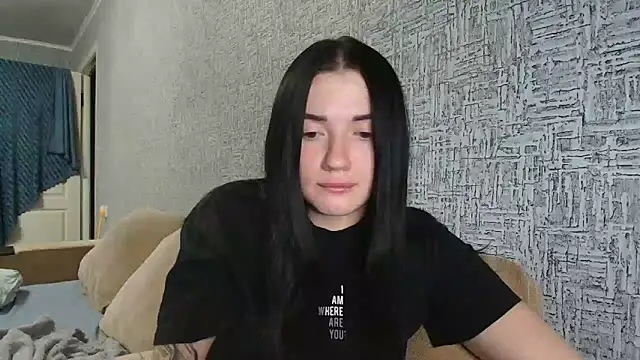 Snapshot of Liana_diva chatting on 02-10-26, 06:45 Liana diva online show from 02-10-26, 06:45