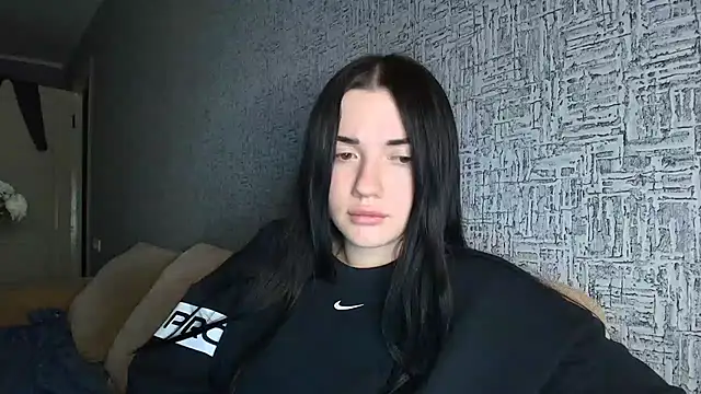 Snapshot of Liana_diva chatting on 02-16-26, 03:41 Liana diva online show from 02-16-26, 03:41