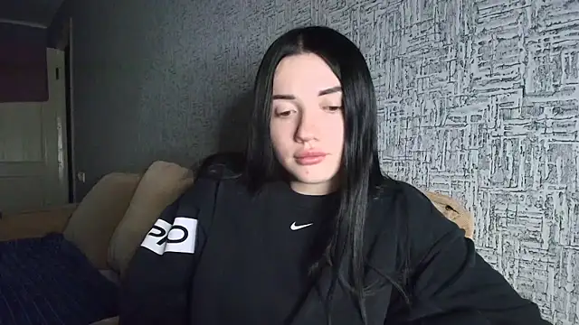 Snapshot of Liana_diva chatting on 02-20-26, 04:18 Liana diva online show from 02-20-26, 04:18