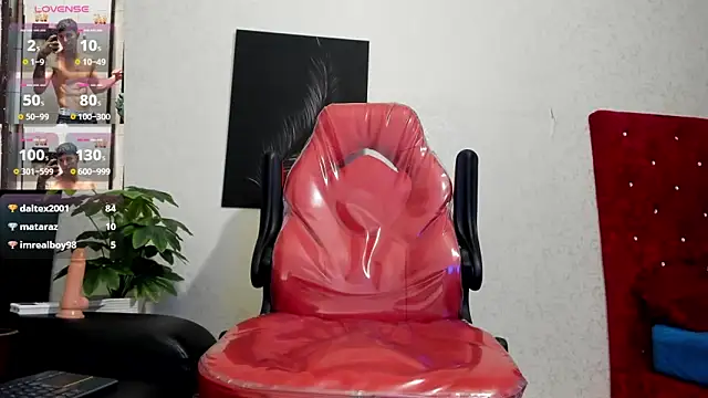Snapshot of Cristopher23_ chatting on 02-04-25, 10:55 Cristopher23  online show from 02-04-25, 10:55