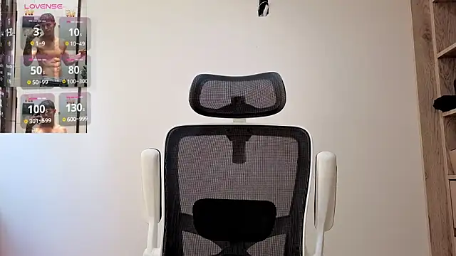 Cristopher23  online show from 11-15-25, 05:42