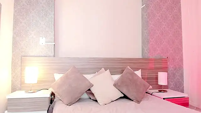 Mistyca online show from 02-04-25, 02:32