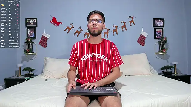 ETHAN ADAM online show from 12-14-24, 12:44