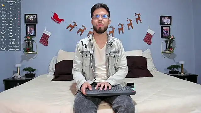 ETHAN ADAM online show from 12-14-24, 10:18