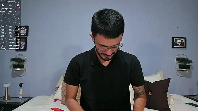 ETHAN ADAM online show from 01-16-25, 05:21