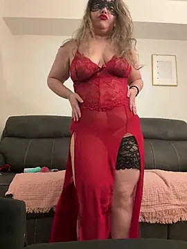 Snapshot of famous_indian_girl chatting on 02-01-25, 05:18 famous indian girl online show from 02-01-25, 05:18