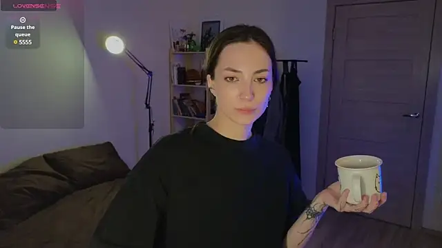 Snapshot of Space_X_Roxy_ chatting on 12-05-24, 07:38 Space X Roxy  online show from 12-05-24, 07:38