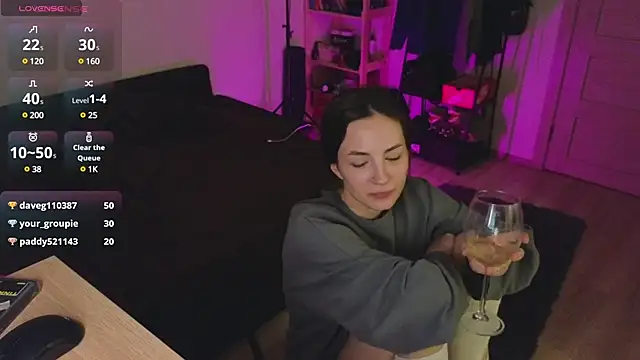 Snapshot of Space_X_Roxy_ chatting on 12-13-24, 09:52 Space X Roxy  online show from 12-13-24, 09:52