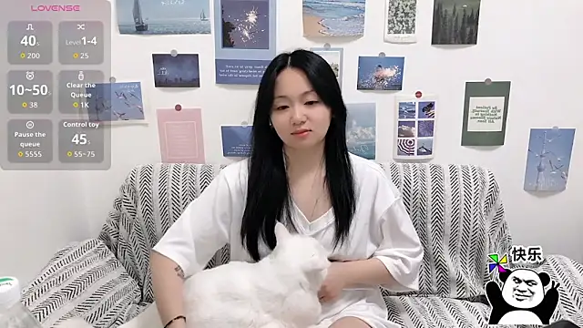 Snapshot of LiLiYbaby chatting on 11-06-25, 06:25 LiLiYbaby online show from 11-06-25, 06:25