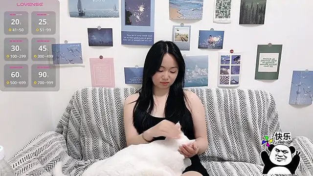 Snapshot of LiLiYbaby chatting on 11-08-25, 06:35 LiLiYbaby online show from 11-08-25, 06:35