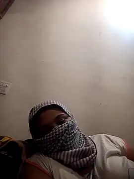 Snapshot of Punjabi_beauty123 chatting on 12-13-24, 05:00 Punjabi beauty123 online show from 12-13-24, 05:00