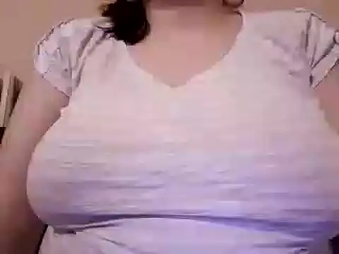 Snapshot of AalinnaK chatting on 01-28-25, 06:49 AalinnaK online show from 01-28-25, 06:49