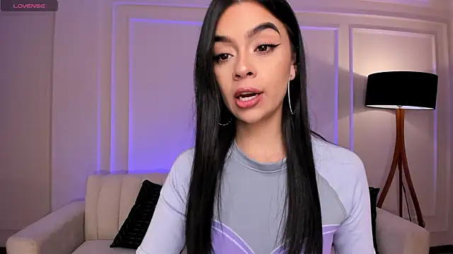 AlanaCraft online show from 03-15-25, 03:40