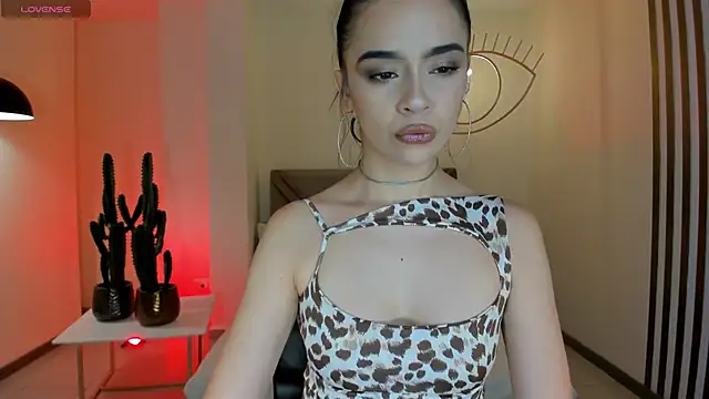 AlanaCraft online show from 03-21-25, 03:55