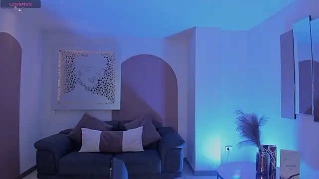 Snapshot of MaddisonLowe chatting on 02-10-26, 08:35 MaddisonLowe online show from 02-10-26, 08:35