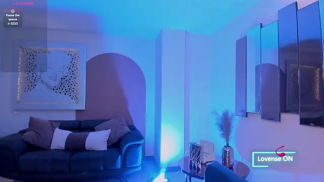 Snapshot of MaddisonLowe chatting on 02-14-26, 10:50 MaddisonLowe online show from 02-14-26, 10:50