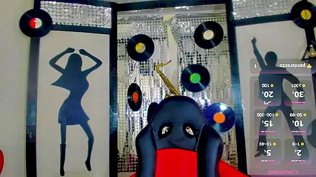 Hellen moons   online show from 02-04-25, 03:44