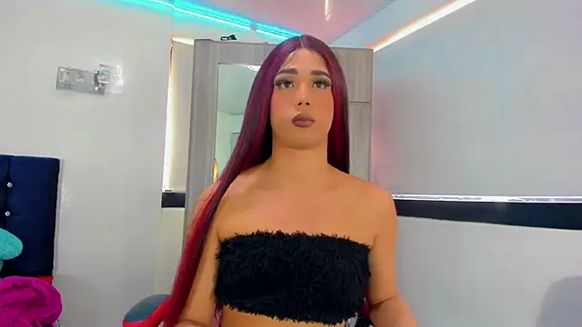 Hellen moons   online show from 09-30-25, 07:19