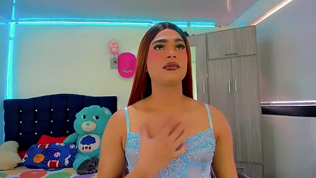 Hellen moons   online show from 10-04-25, 02:59