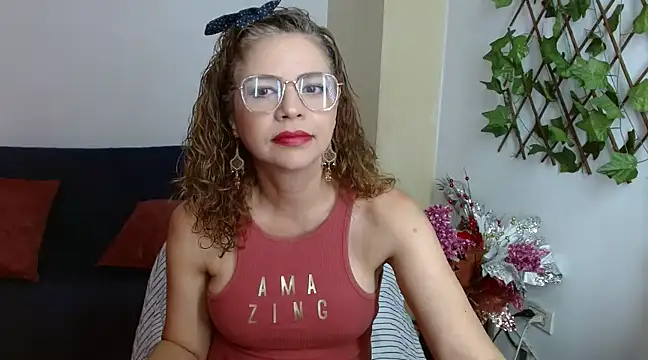 Snapshot of _melisaa_ chatting on 12-04-24, 07:45  melisaa  online show from 12-04-24, 07:45
