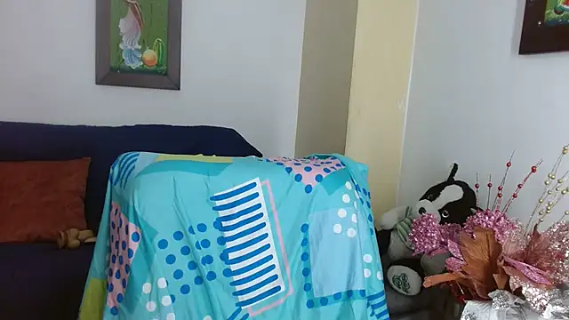 Snapshot of _melisaa_ chatting on 03-17-25, 12:35  melisaa  online show from 03-17-25, 12:35