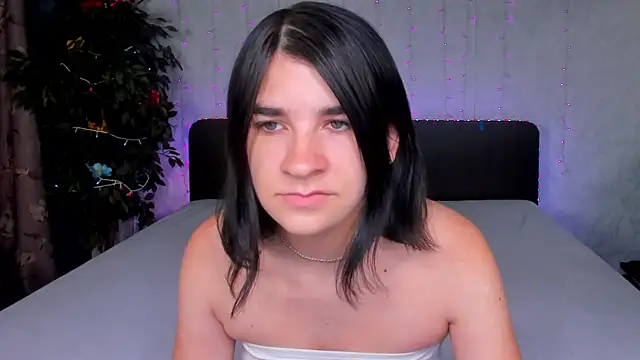  Polly Love  online show from 09-10-25, 06:02