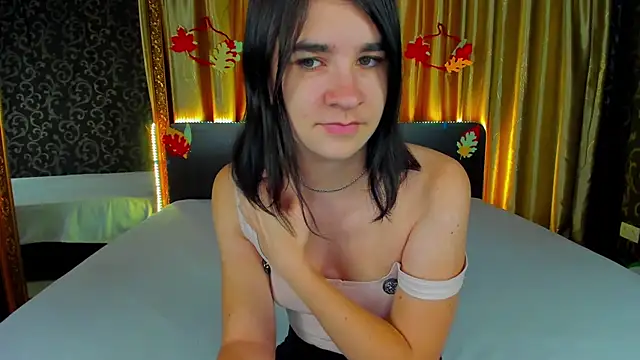  Polly Love  online show from 10-29-25, 07:10