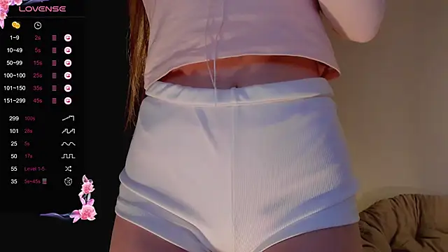 Lili Roze  online show from 02-25-25, 09:46