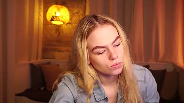 sn0w barbie online show from 11-19-25, 09:31