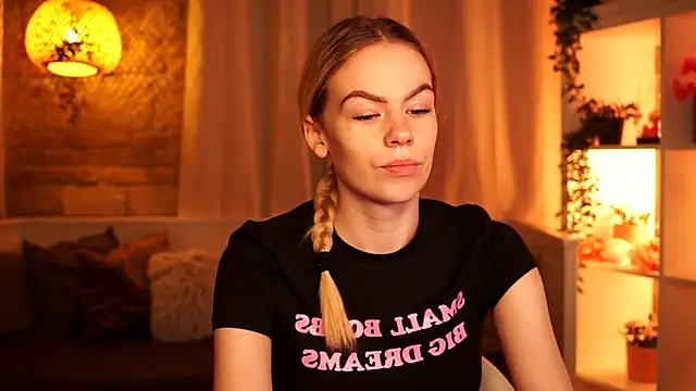 sn0w barbie online show from 12-19-25, 09:38