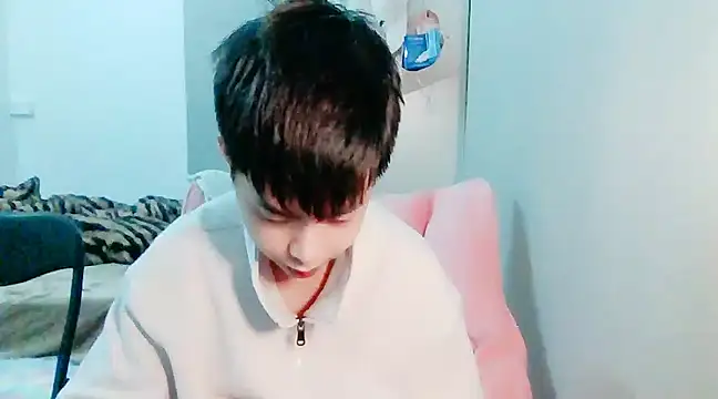 Snapshot of FFFFZ189 chatting on 12-12-24, 02:22 FFFFZ189 online show from 12-12-24, 02:22