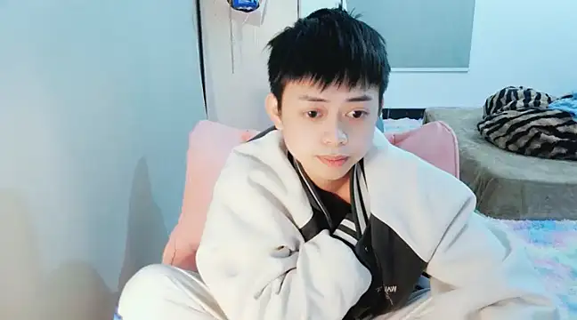 Snapshot of FFFFZ189 chatting on 01-11-25, 11:34 FFFFZ189 online show from 01-11-25, 11:34