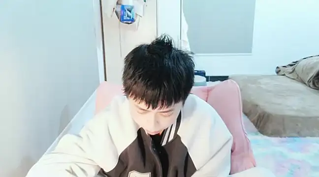 Snapshot of FFFFZ189 chatting on 01-13-25, 11:41 FFFFZ189 online show from 01-13-25, 11:41