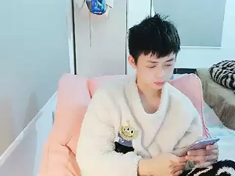 Snapshot of FFFFZ189 chatting on 01-15-25, 02:46 FFFFZ189 online show from 01-15-25, 02:46