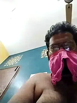 naughtykarthiktamilboy975 online show from 02-20-26, 06:08