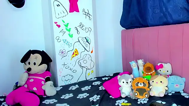 bloom444 online show from 09-11-25, 10:43