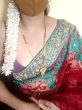 Snapshot of yourtamilcouple chatting on 12-15-24, 05:13 yourtamilcouple online show from 12-15-24, 05:13