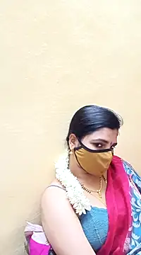 Snapshot of yourtamilcouple chatting on 03-07-25, 05:38 yourtamilcouple online show from 03-07-25, 05:38