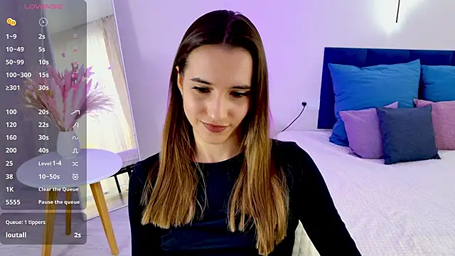 Snapshot of Alice_Weiss chatting on 03-04-25, 08:24 Alice Weiss online show from 03-04-25, 08:24