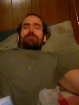 Snapshot of RobStrokes215 chatting on 12-12-24, 10:02 RobStrokes215 online show from 12-12-24, 10:02