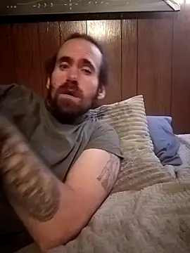 Snapshot of RobStrokes215 chatting on 12-15-24, 07:13 RobStrokes215 online show from 12-15-24, 07:13