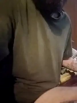 Snapshot of RobStrokes215 chatting on 03-04-25, 06:37 RobStrokes215 online show from 03-04-25, 06:37