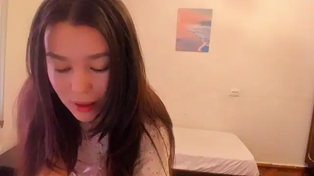 LunaXmii online show from 03-08-25, 05:59