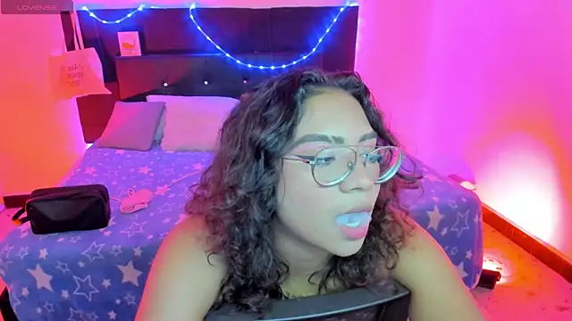 im angels77 online show from 02-17-25, 03:58