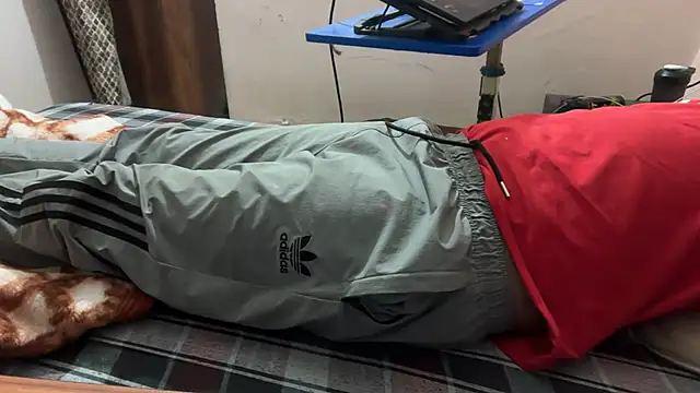 sexyboy09 online show from 10-25-25, 06:46