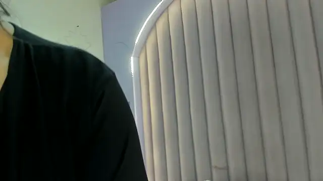 JaylaScott   online show from 02-01-25, 11:43