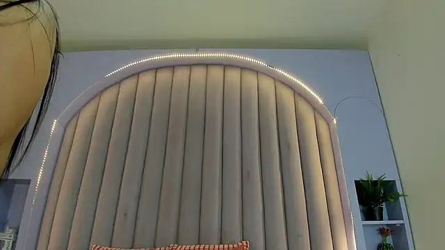 JaylaScott   online show from 11-23-25, 11:43