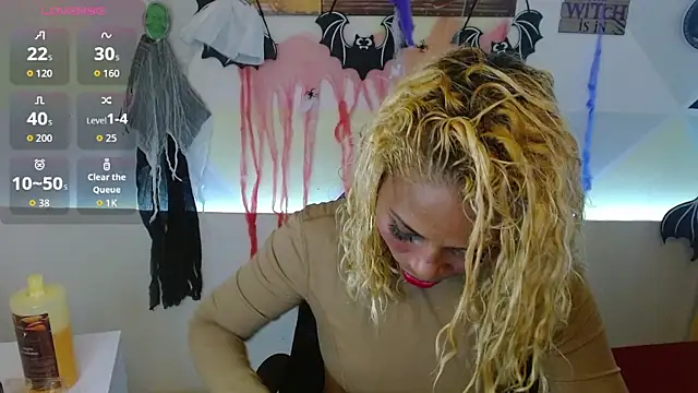 Snapshot of NatashaDormat chatting on 10-27-25, 01:59 NatashaDormat online show from 10-27-25, 01:59