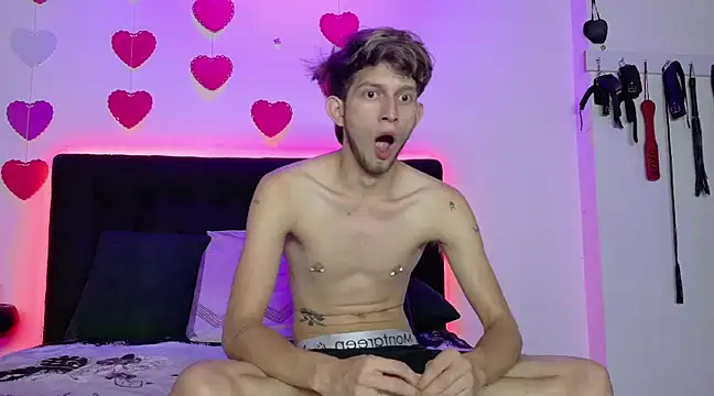 Deim  online show from 03-22-25, 02:48