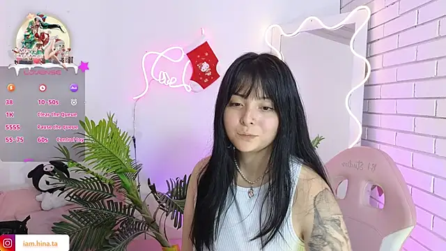 hina tay online show from 12-24-24, 04:22